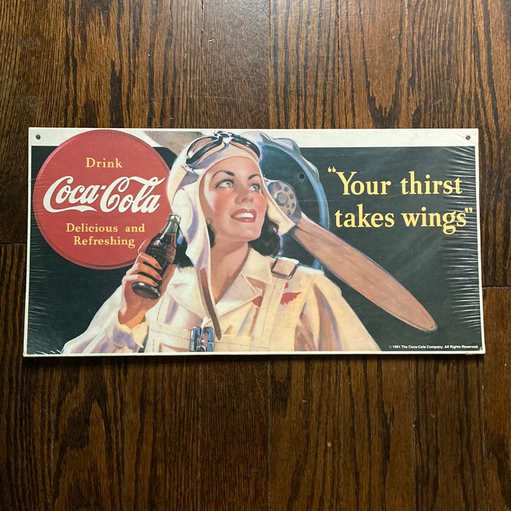 ♦️✅Coca-Cola Classic White Display Board